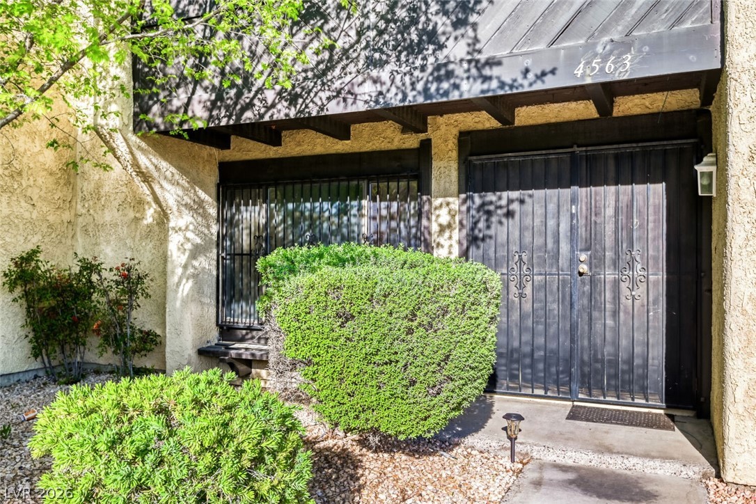 4563 Kenmare Way Property Photo 1
