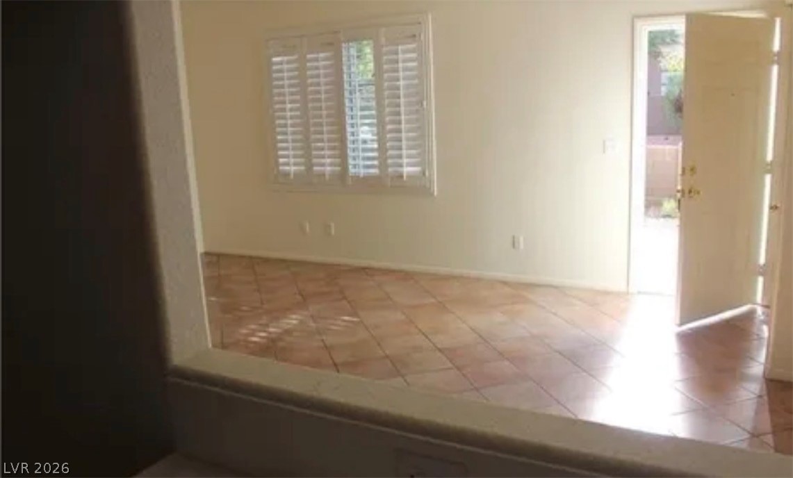 10021 Via Toro Avenue Property Photo 2
