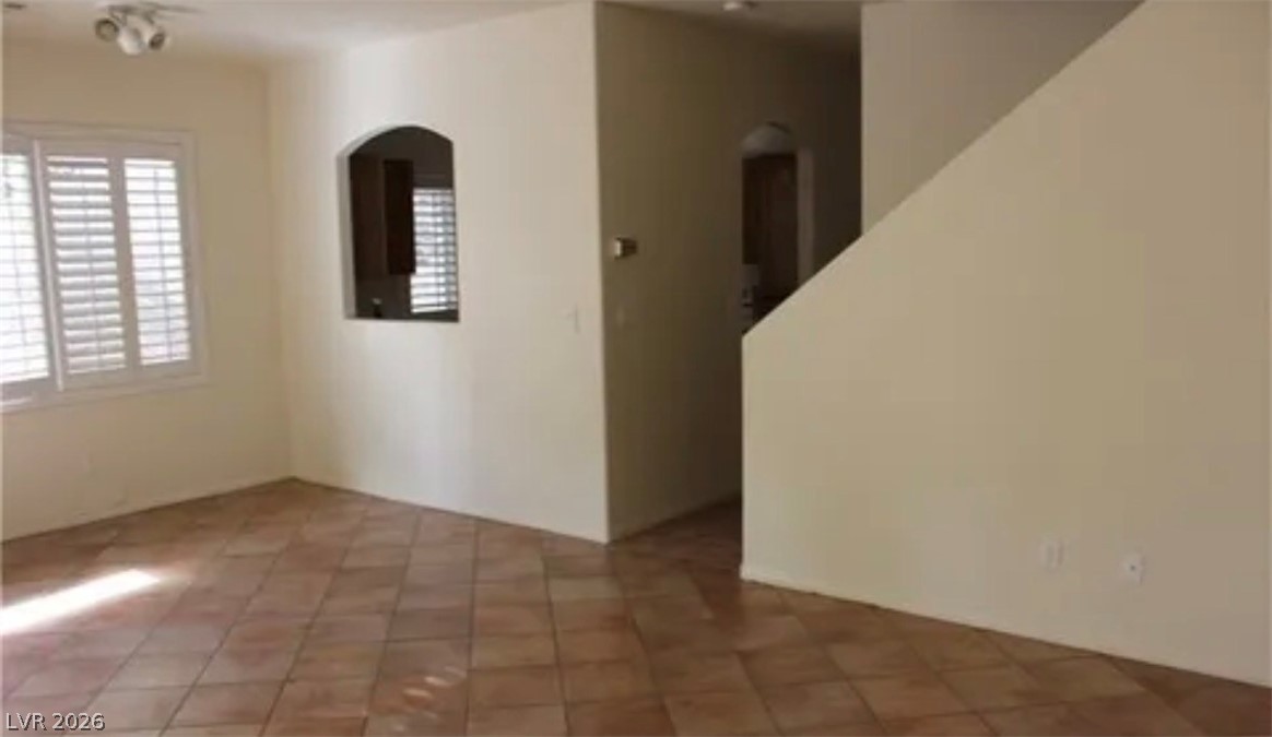 10021 Via Toro Avenue Property Photo 4