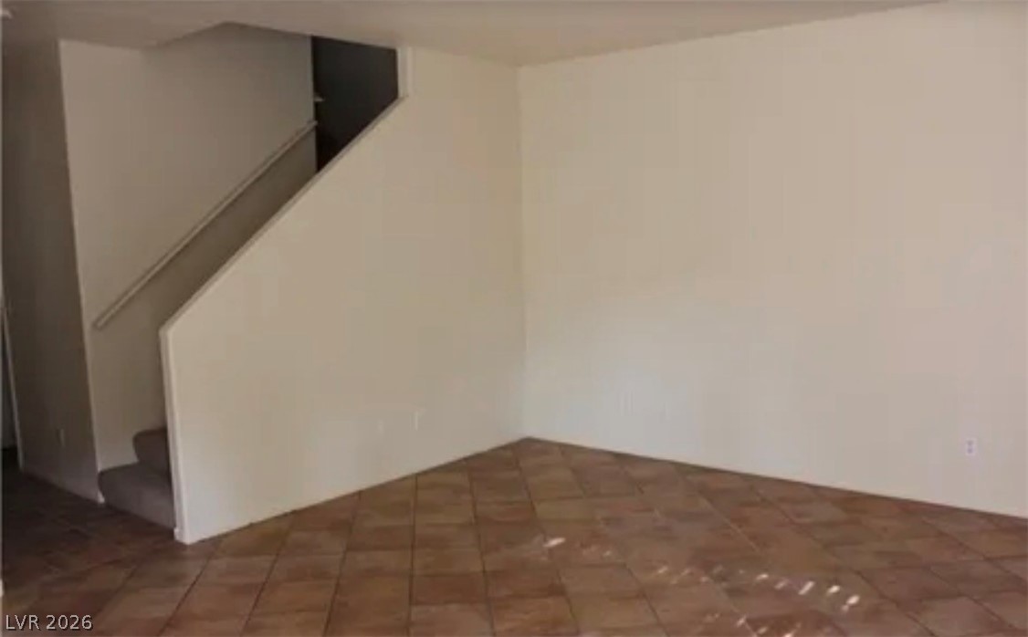 10021 Via Toro Avenue Property Photo 7