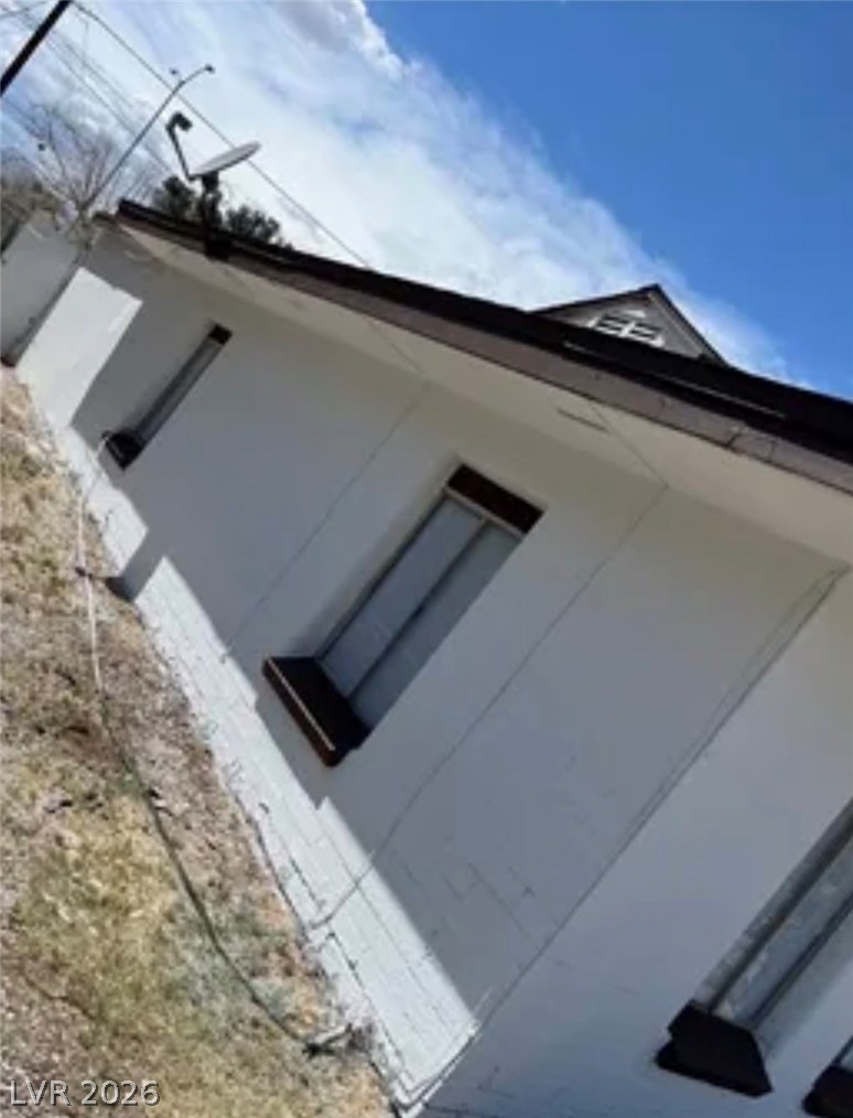 2417 Saint George Street Property Photo 5