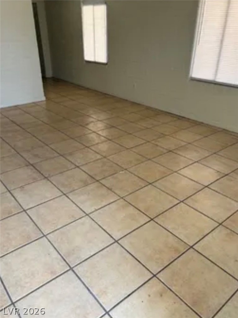 2417 Saint George Street Property Photo 10