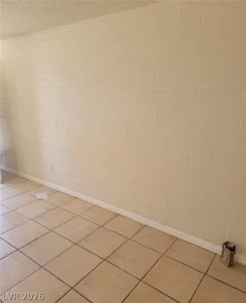 2417 Saint George Street Property Photo 12