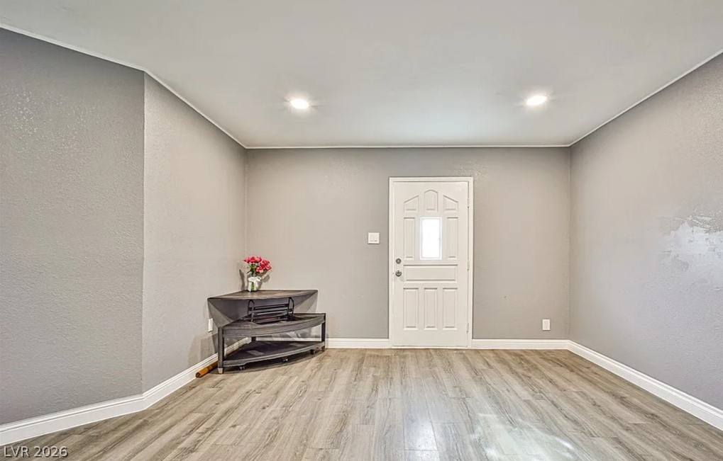 15 Washington Way Property Photo 4