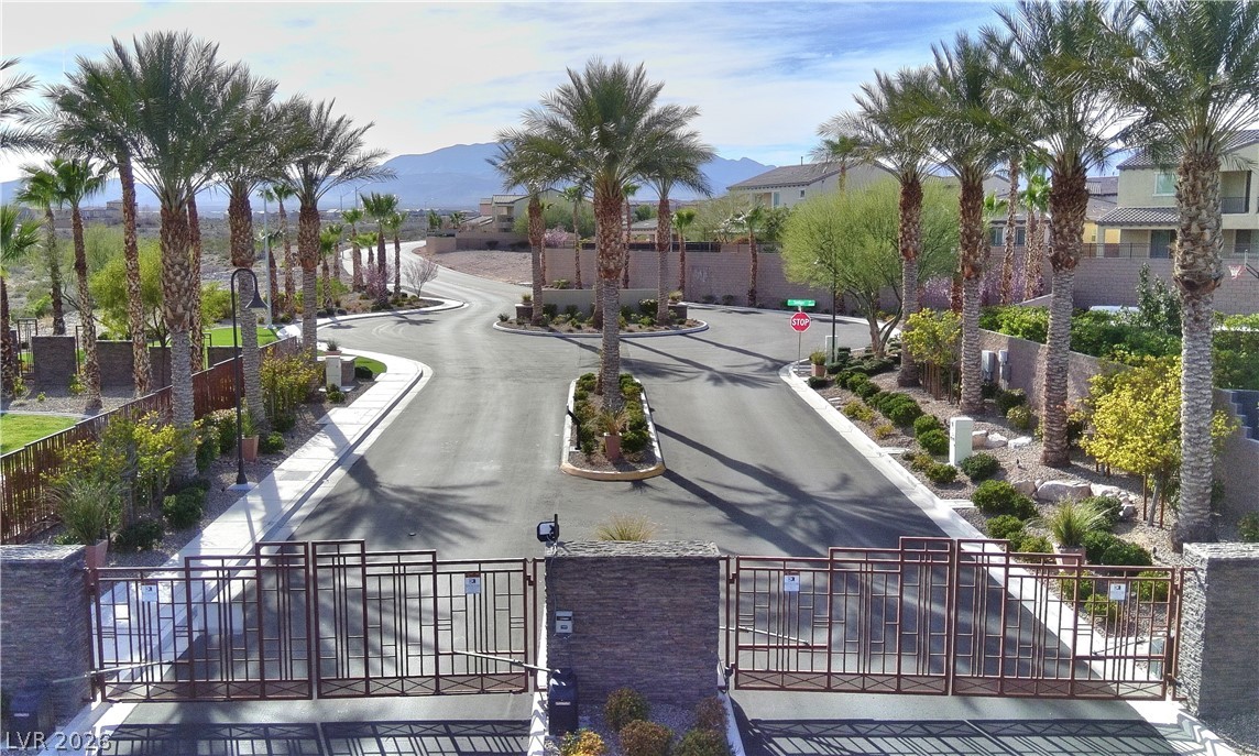 8522 Tiny Deer Street Property Photo 2