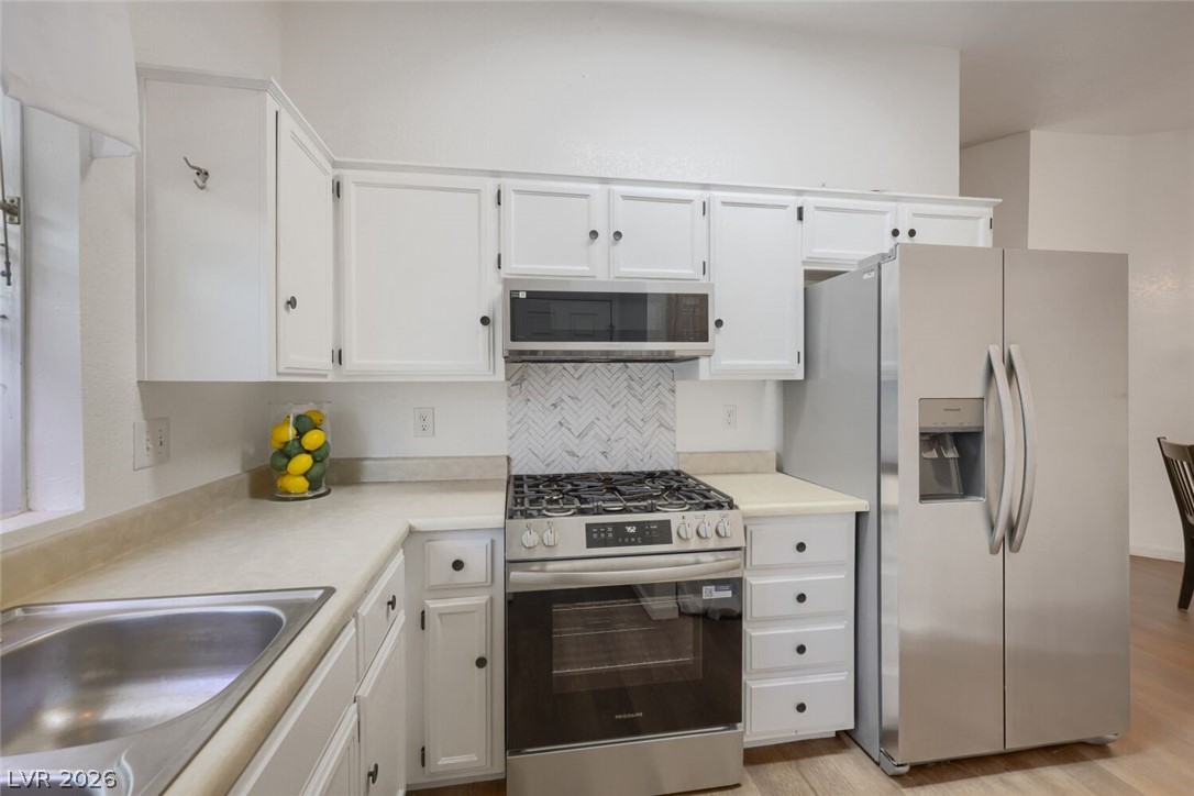 524 Crony Avenue Property Photo 3
