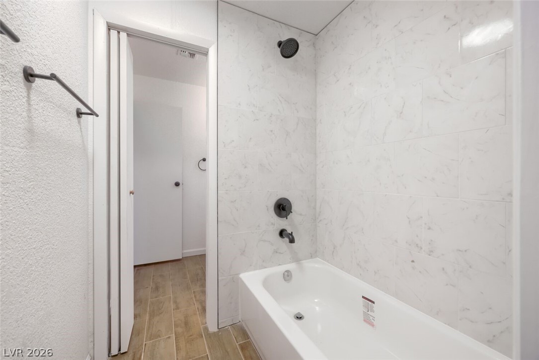 524 Crony Avenue Property Photo 10