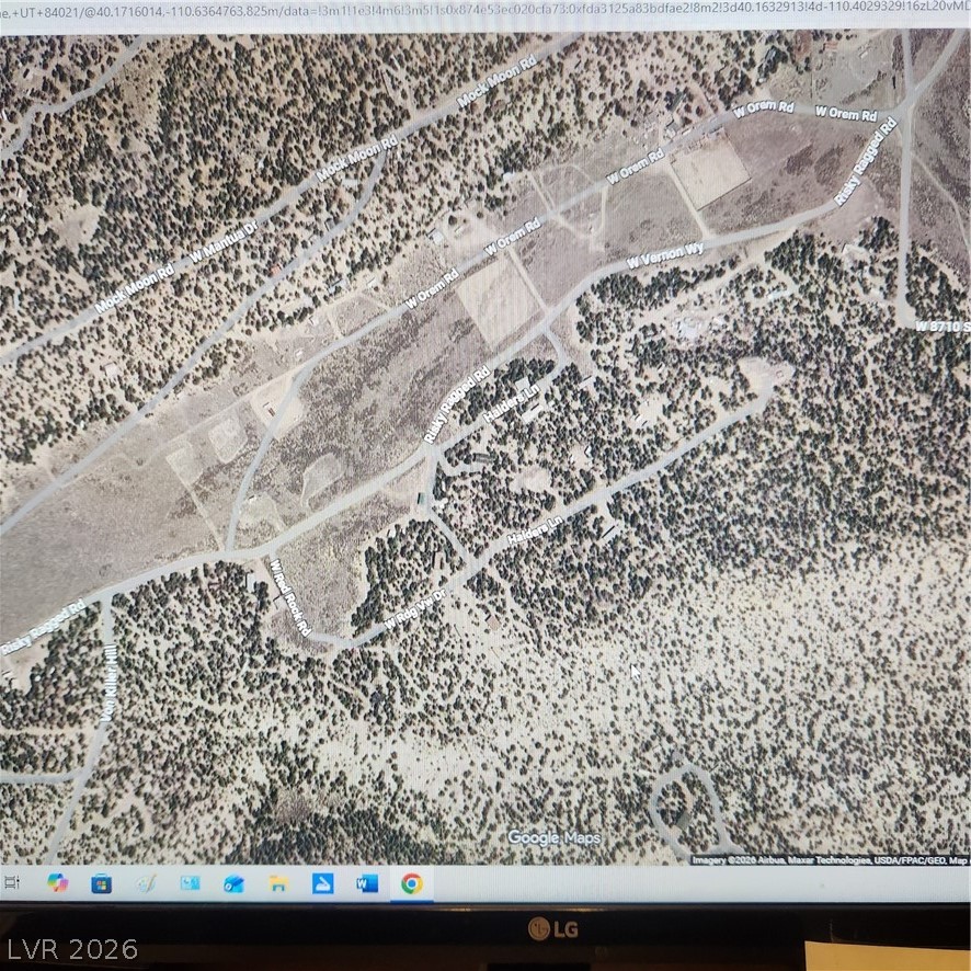 Pinion Pines Property Photo 14
