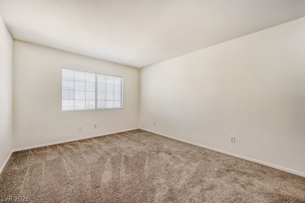 8412 Blue Island Avenue Property Photo 27