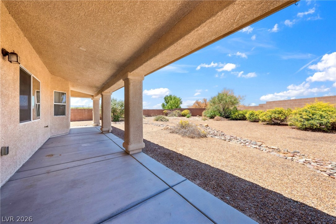 4680 Lorenzo Way Property Photo 4
