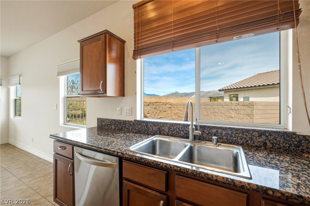 4680 Lorenzo Way Property Photo 14