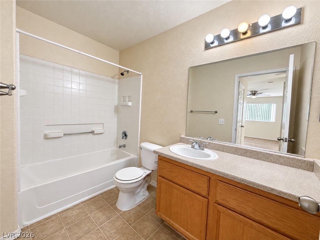 4730 East Craig Road 2068 Property Photo 13
