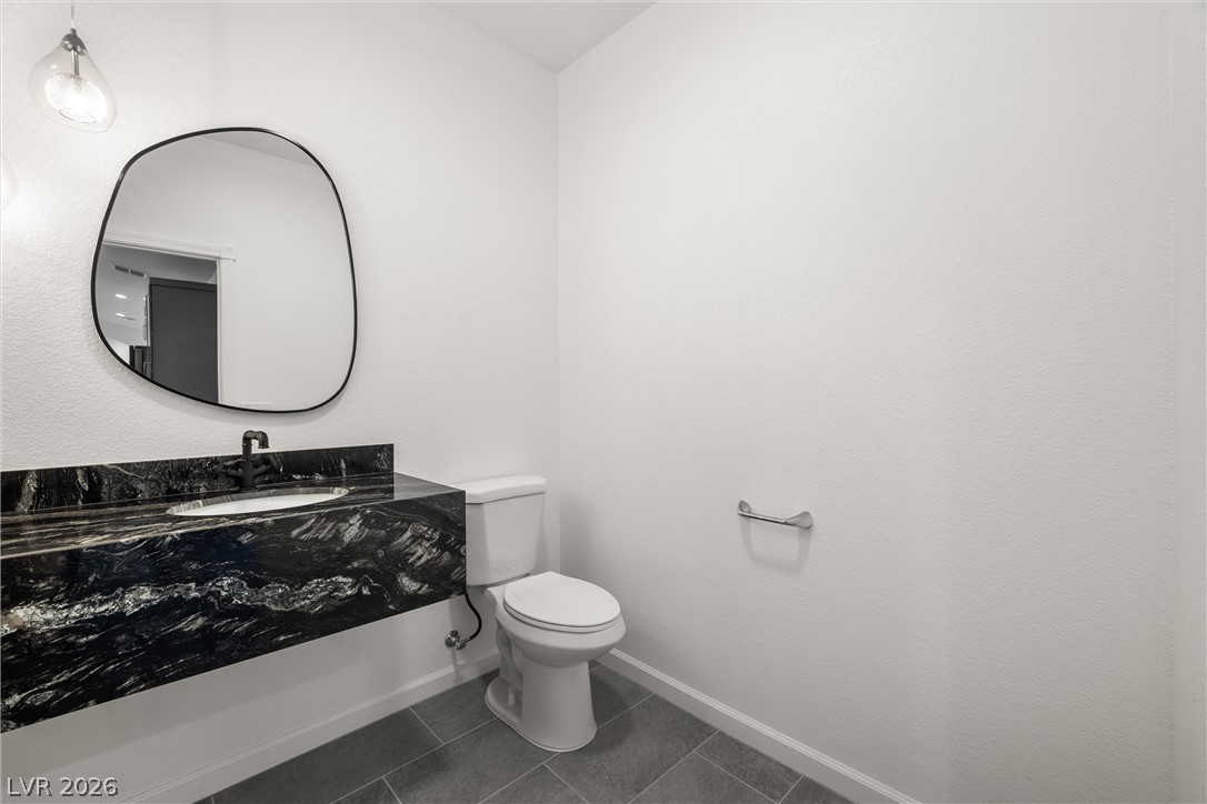 1601 West Calvada Boulevard Property Photo 25