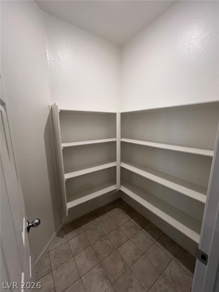 6071 Castle Gardens Avenue Property Photo 10