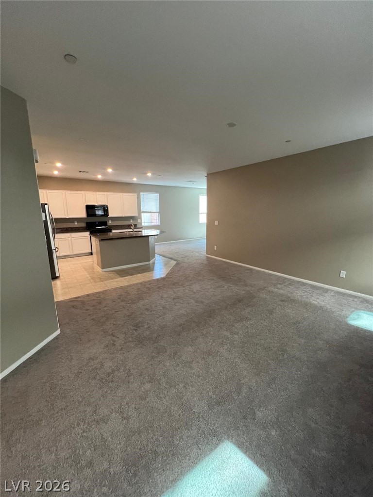 6071 Castle Gardens Avenue Property Photo 14