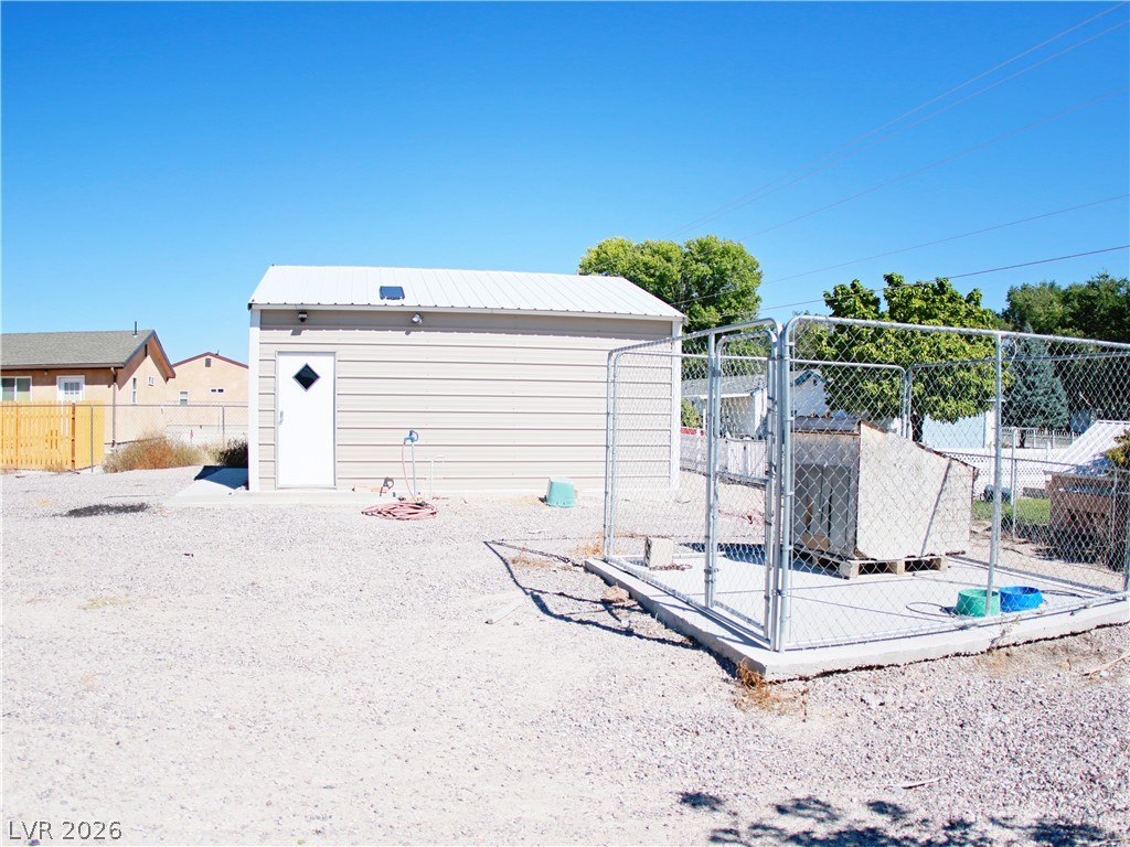 1348 Blad Street Property Photo 4