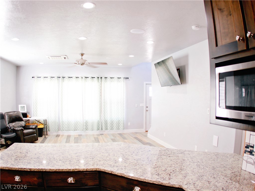 1348 Blad Street Property Photo 16