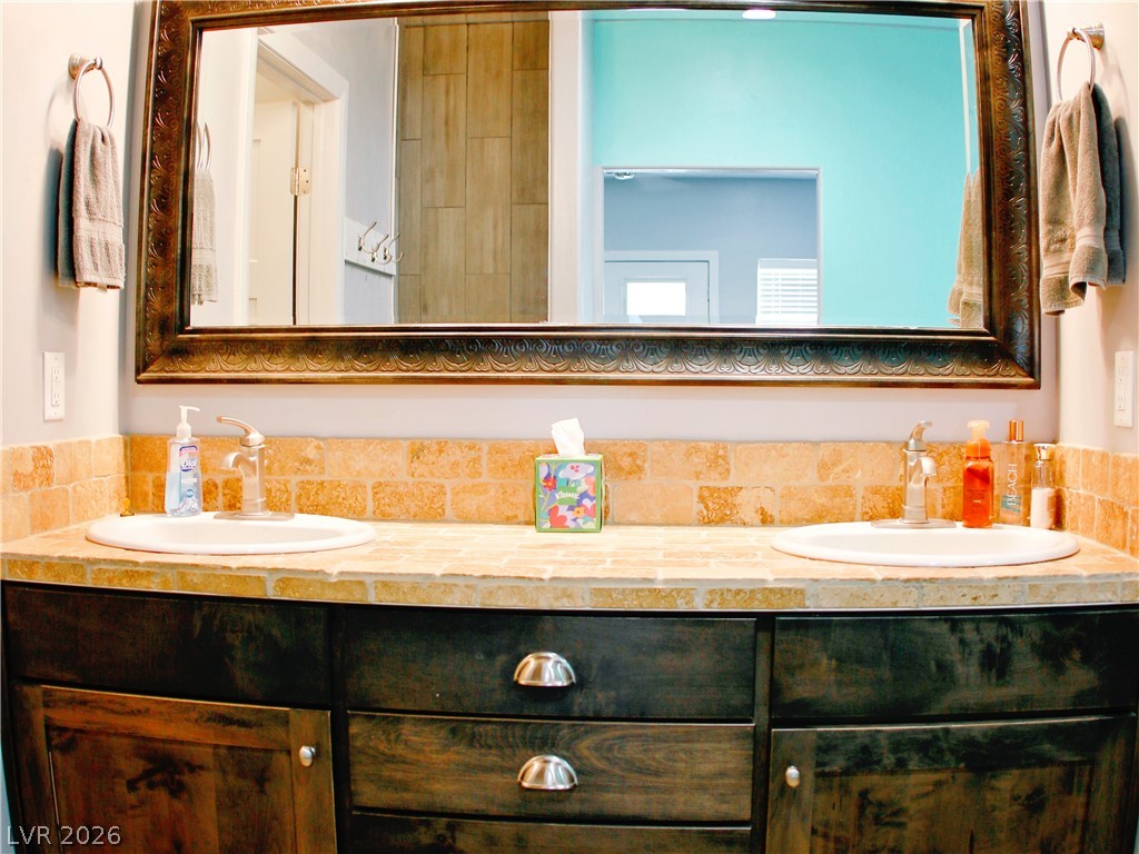 1348 Blad Street Property Photo 31