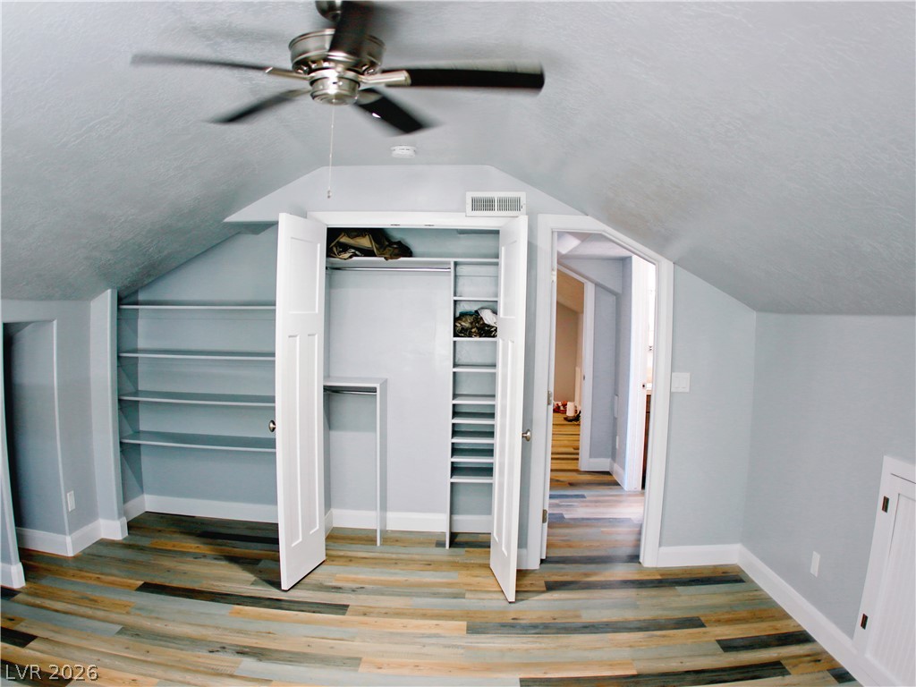 1348 Blad Street Property Photo 37