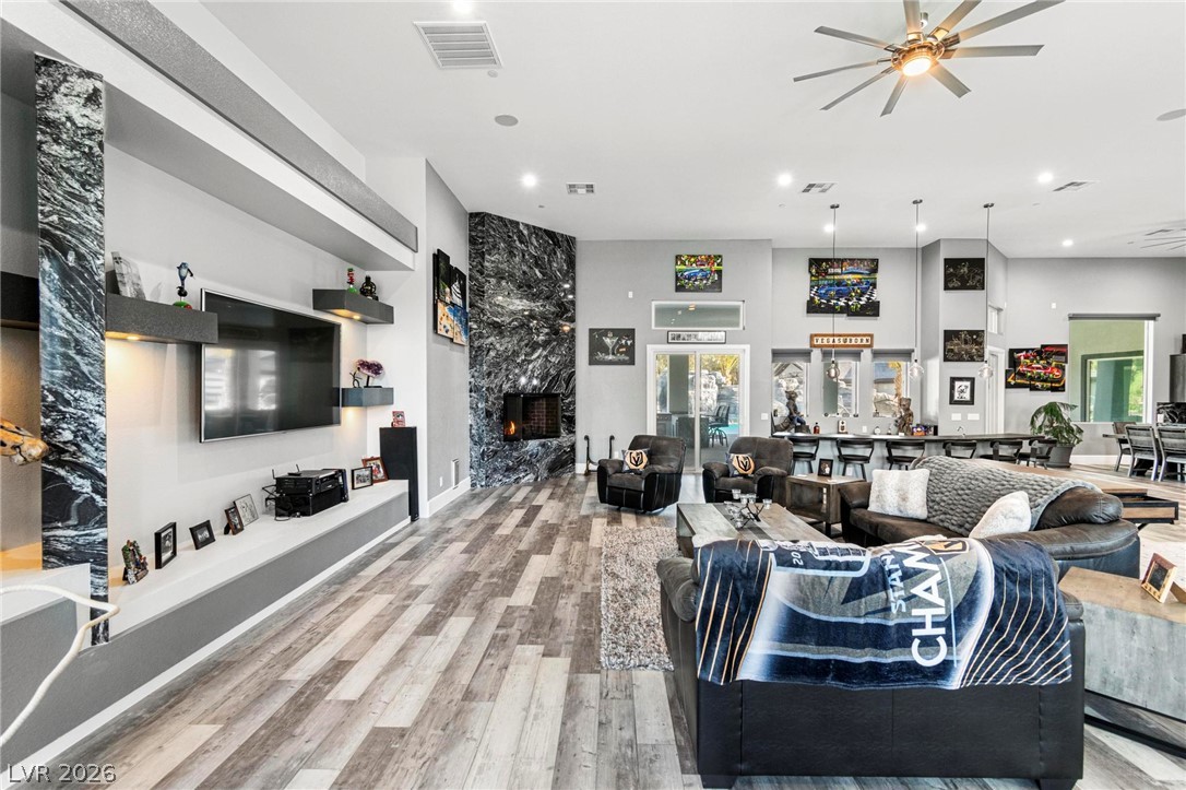 6731 Via Provenza Avenue Property Photo 15