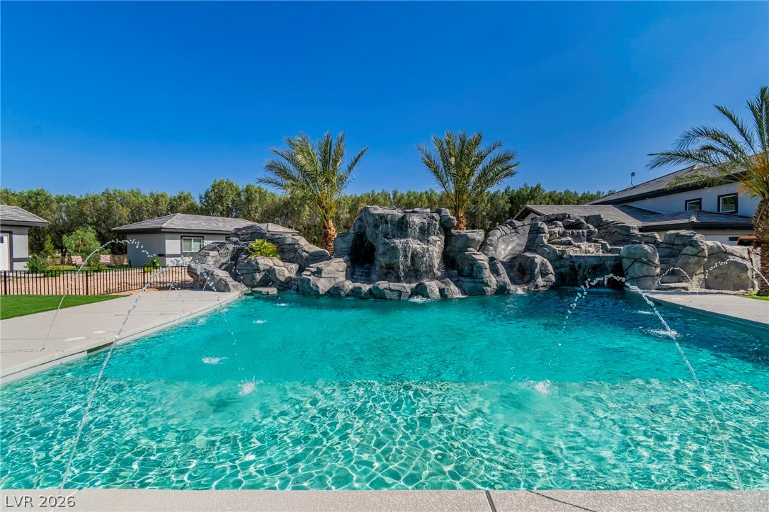 6731 Via Provenza Avenue Property Photo 85