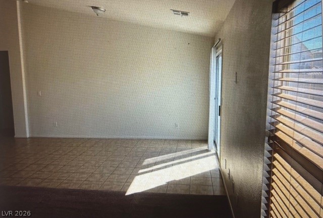 1083 Sterling Peak Street Property Photo 16