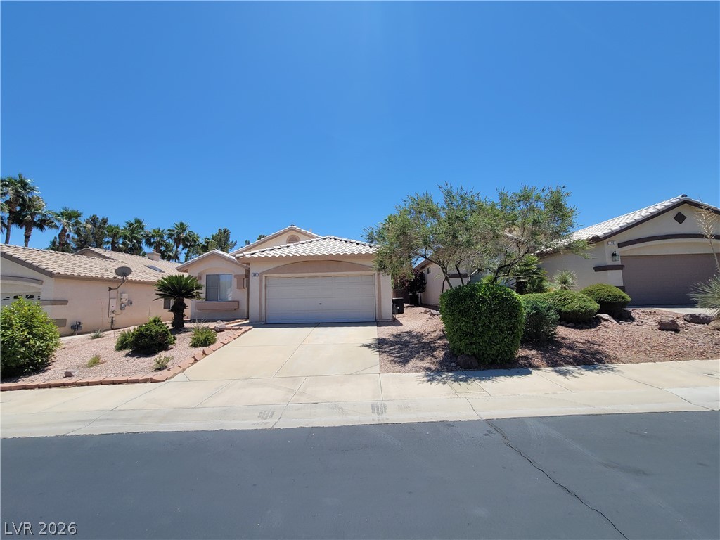 43 Pangloss Street Property Photo 3