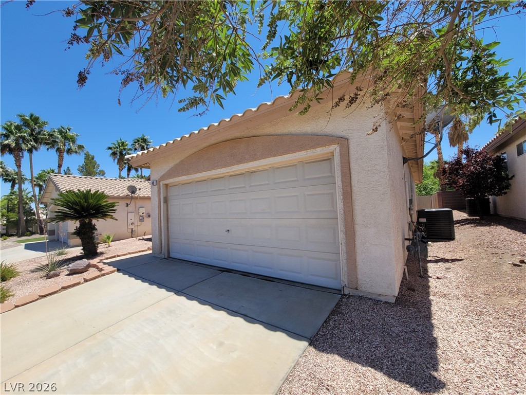 43 Pangloss Street Property Photo 6
