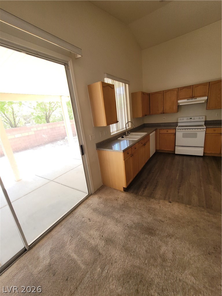 43 Pangloss Street Property Photo 34