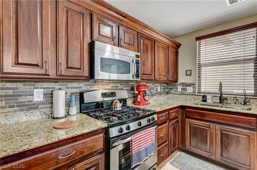 8944 Ryan Creek Avenue Property Photo 1