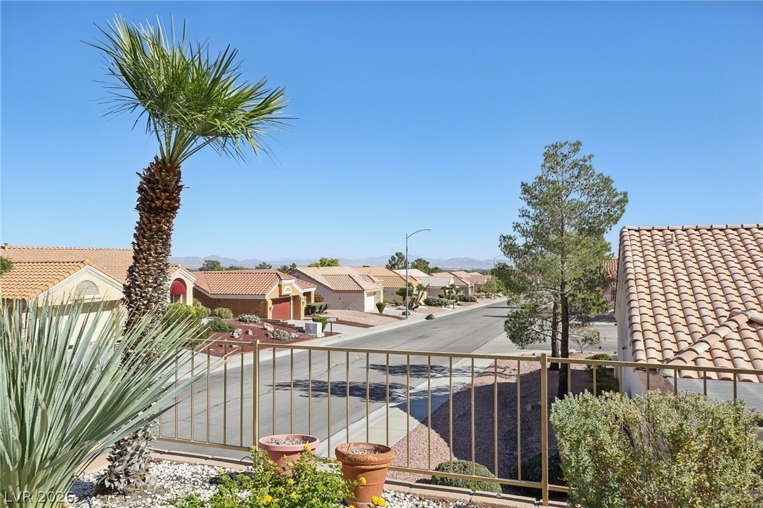 2504 Youngdale Drive Property Photo 3