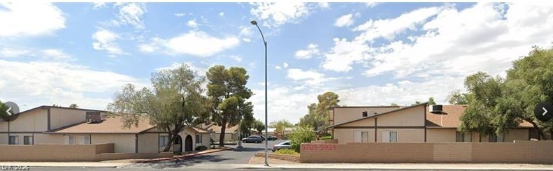 2760460 Property Photo 2
