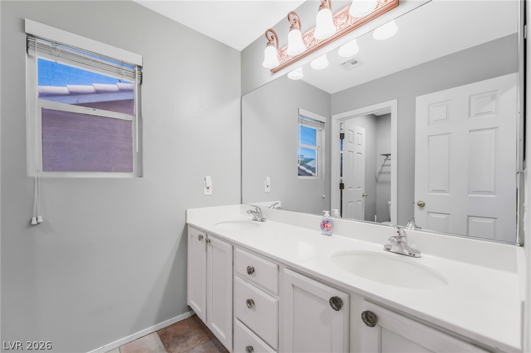 9921 Canyon Peak Drive Property Photo 27