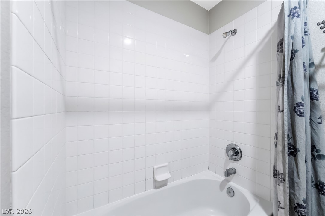 9921 Canyon Peak Drive Property Photo 28