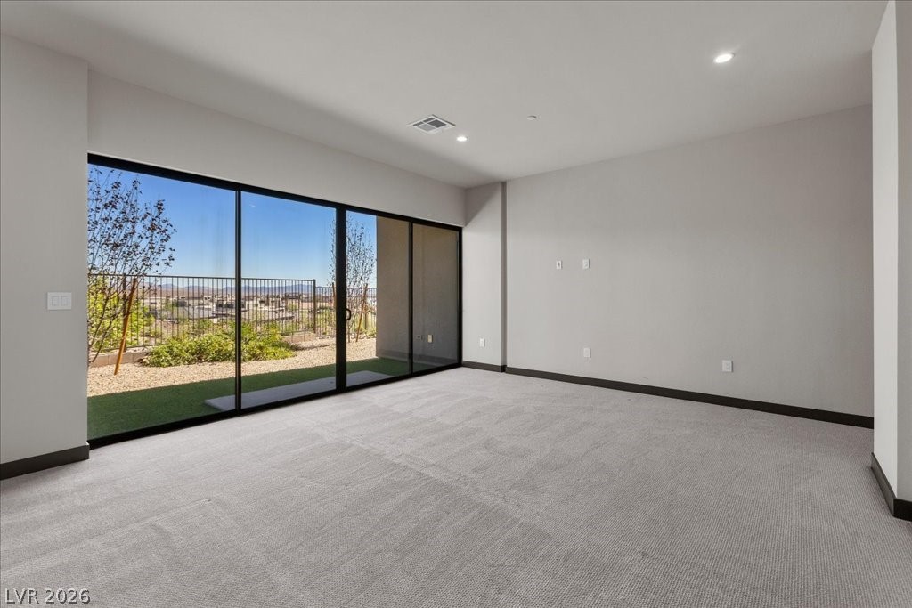 36 Rainbow Point Place Property Photo 19