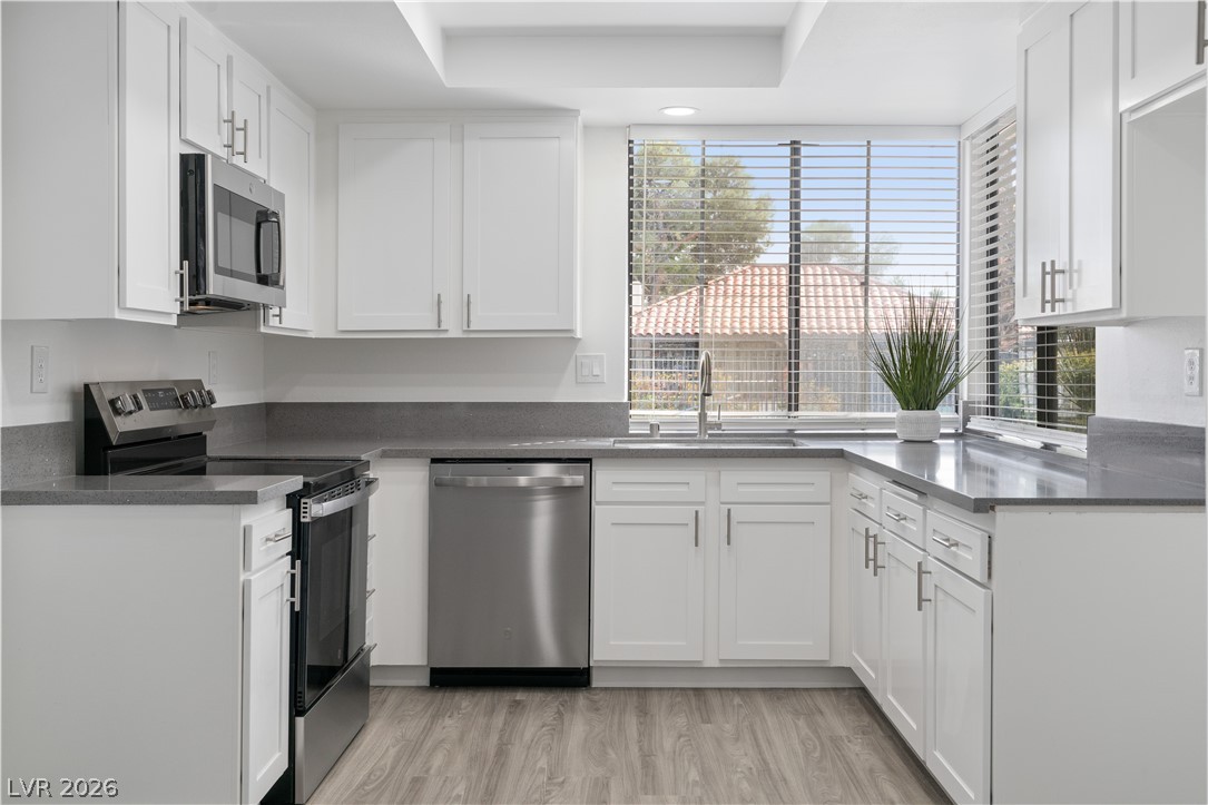 2567 Pera Circle Property Photo 1
