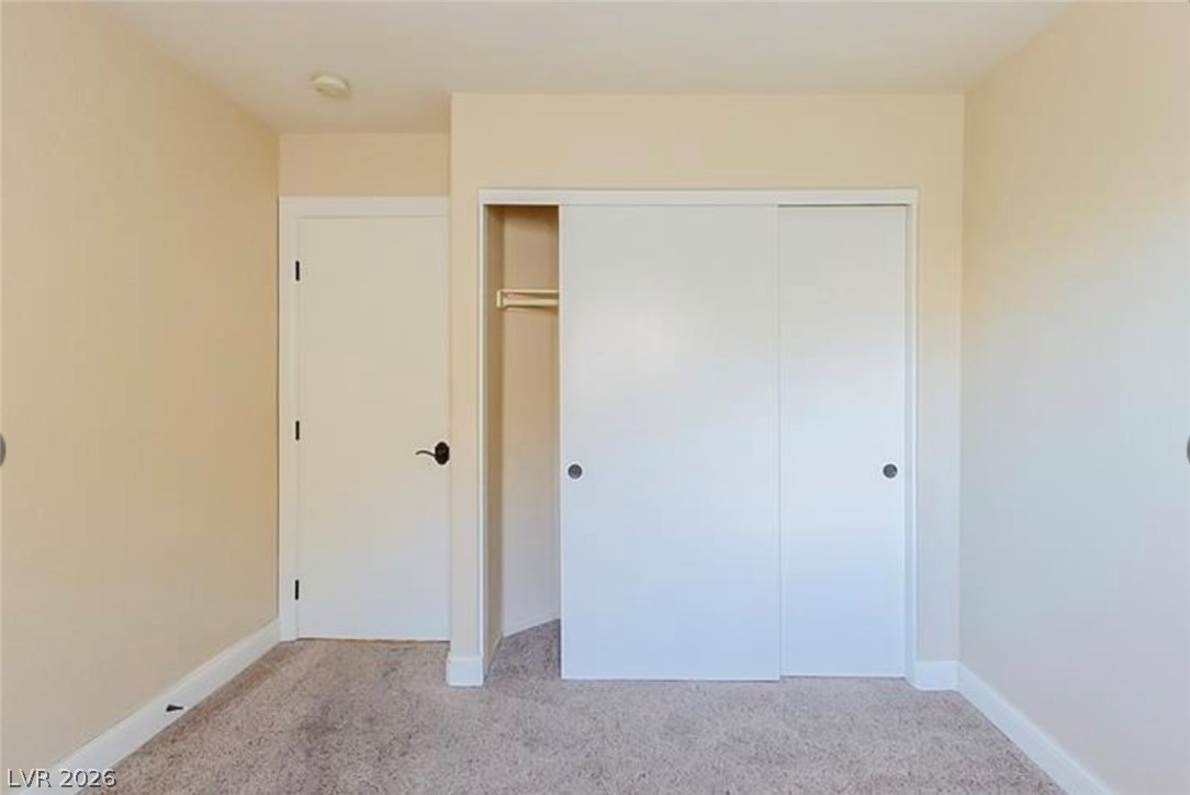 1073 Featherwood Avenue Property Photo 8