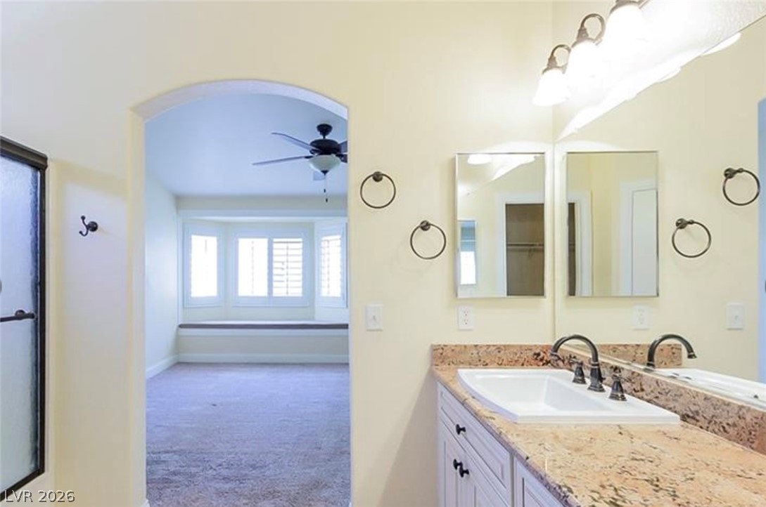 1073 Featherwood Avenue Property Photo 14