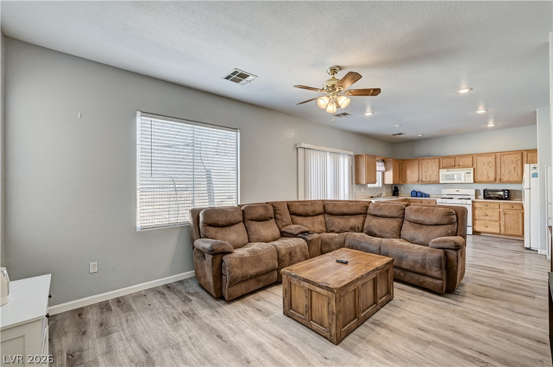 2538 Olay Street Property Photo 15