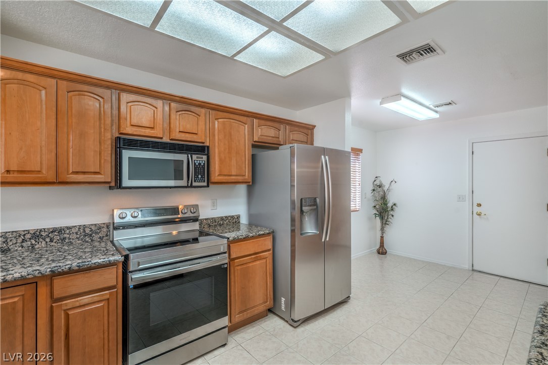 8509 Festival Drive Property Photo 13