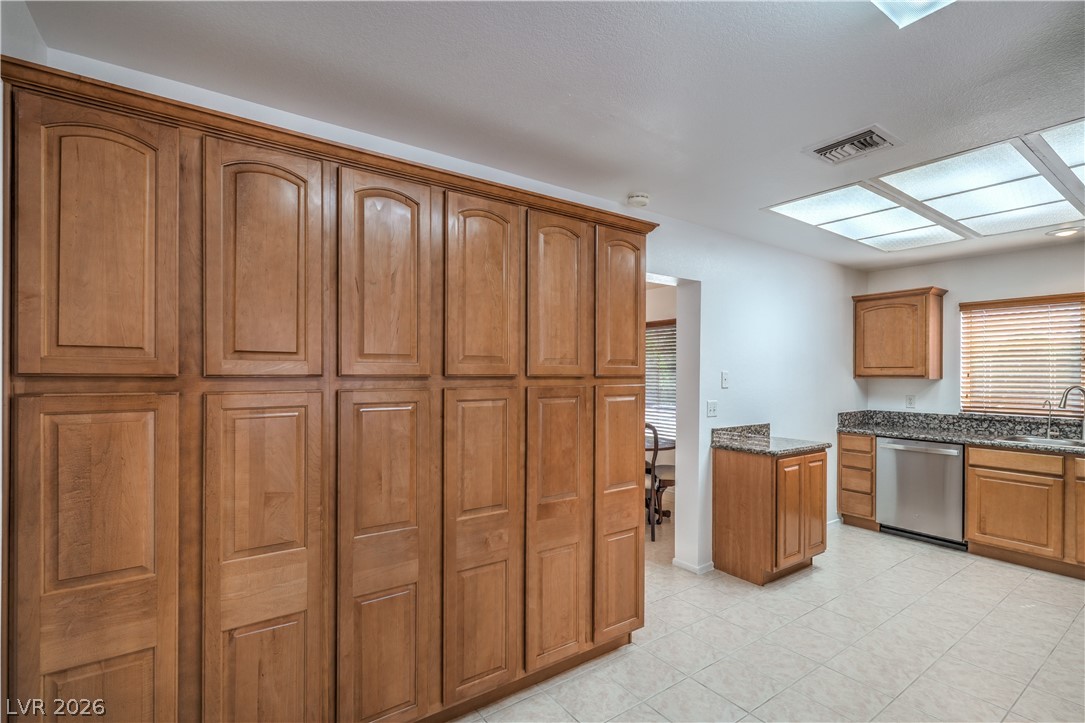 8509 Festival Drive Property Photo 16