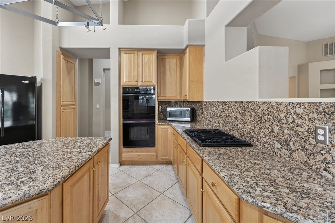 541 Summer Mesa Drive Property Photo 17