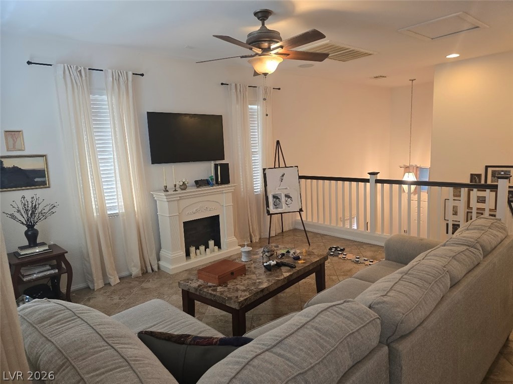 9833 Black Mulberry Street Property Photo 3