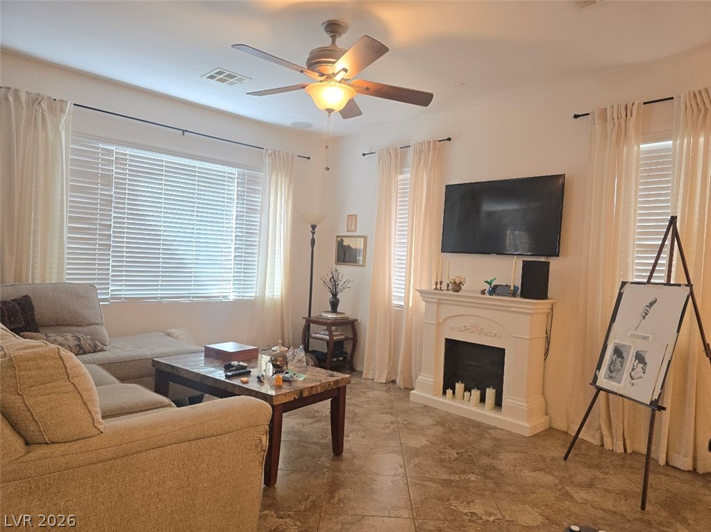 9833 Black Mulberry Street Property Photo 5