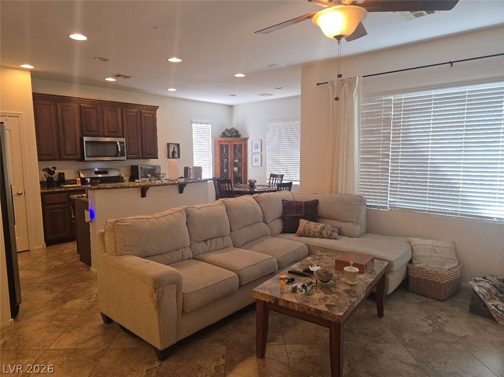 9833 Black Mulberry Street Property Photo 6