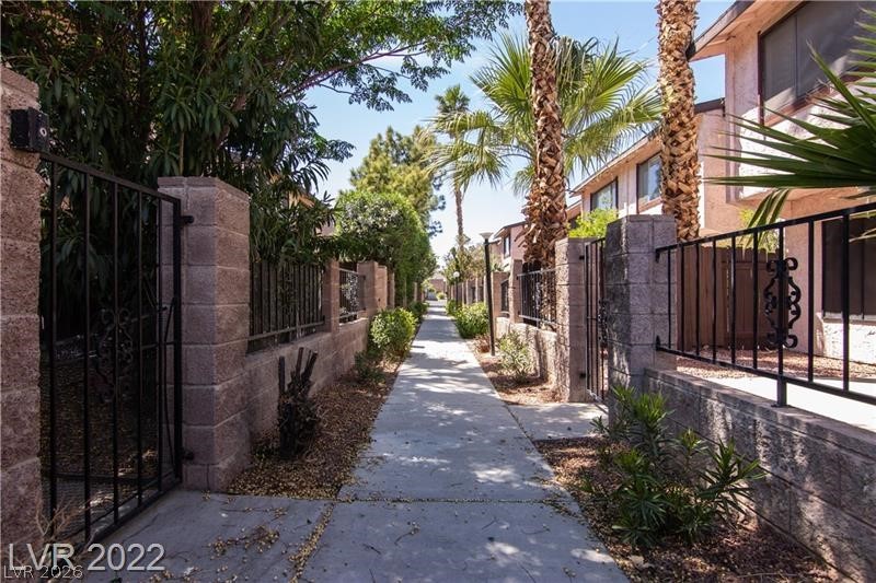 4338 Caliente Street 5 Property Photo 5