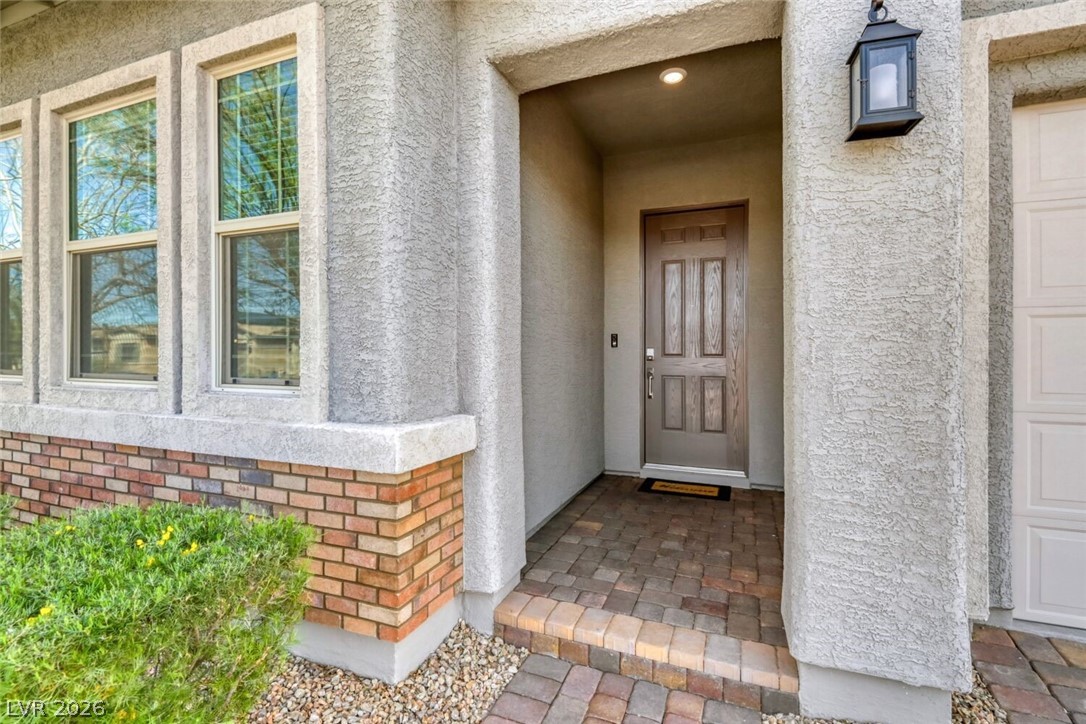 640 Longfeather Street Property Photo 1