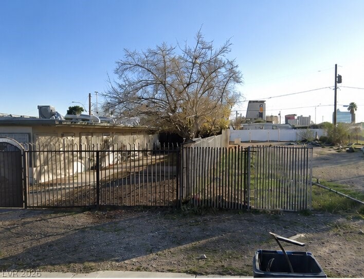 211 Jackson Avenue Property Photo 1