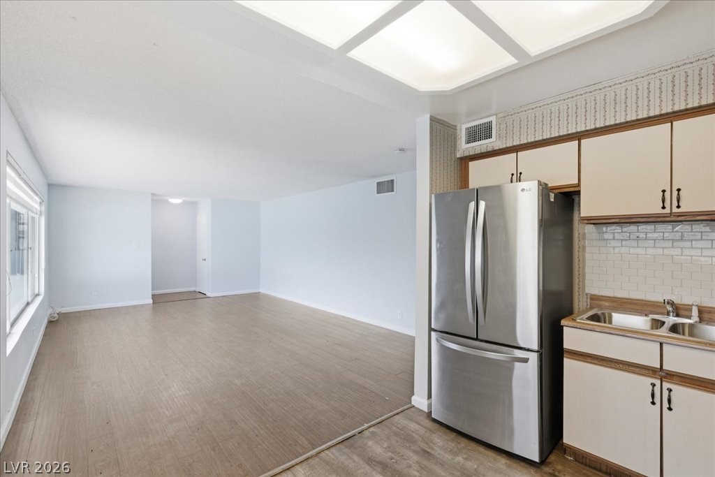 1700 Rexford Drive 209 Property Photo 20