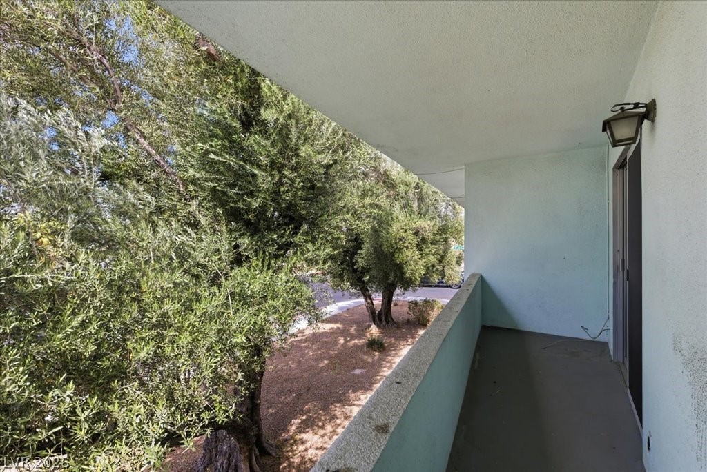 1700 Rexford Drive 209 Property Photo 22